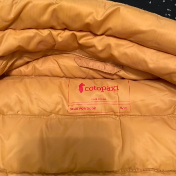 Cotopaxi Fuego Down Vest “Amber Stripes” women’s XL NWT - Picture 6 of 12